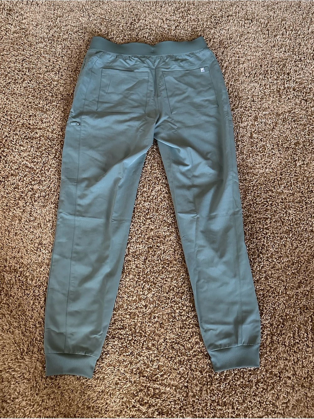 Fabletics Sage Scrub Set Medium - Picture 5 of 12